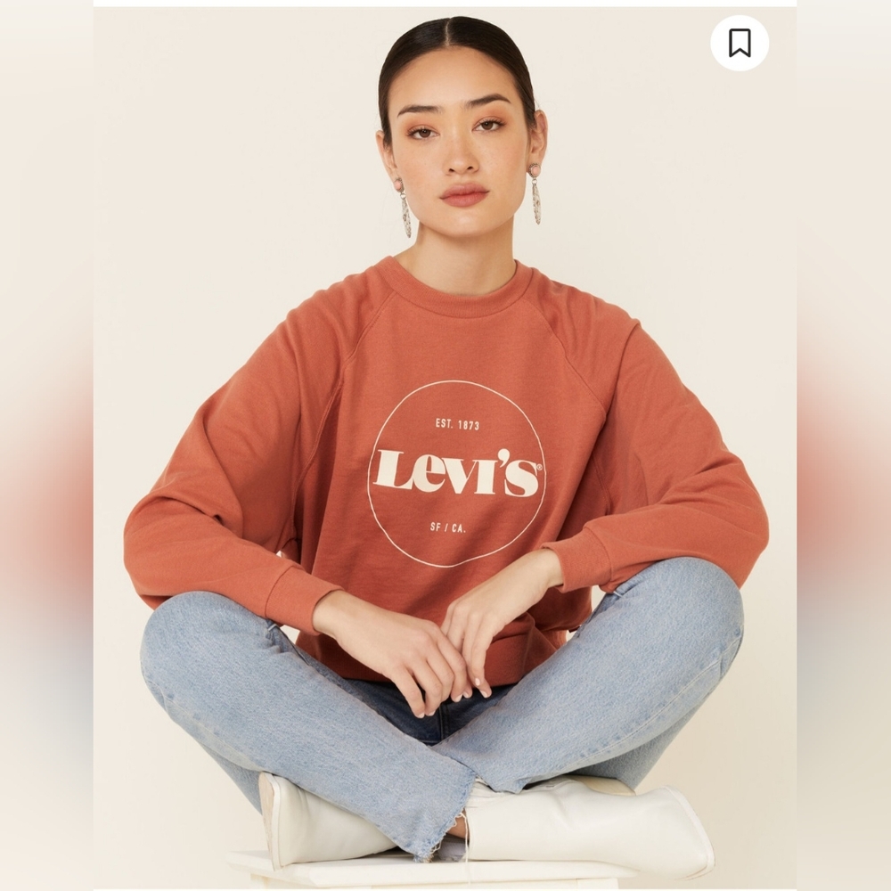 LEVI'S WOMEN'S MAUVE CIRCLE LOGO PULLOVER SWEATSHIRT. Size XL